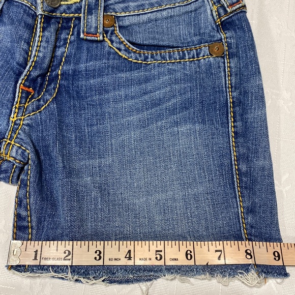 Cute & Casual True Religion denim shorts - Picture 11 of 12